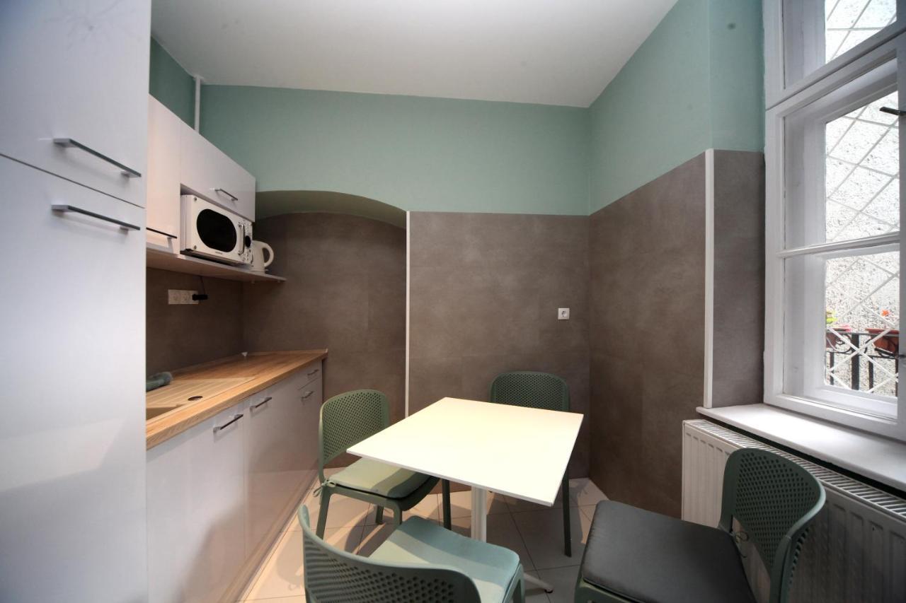 Cherry Apartman Eger Exterior foto